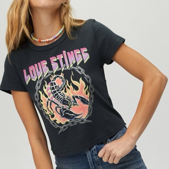 Daydreamer Tops - Daydreamer LOVE STINGS SHRUNKEN TEE